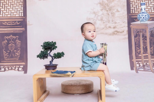 沙河孕妇肚子上的黑线